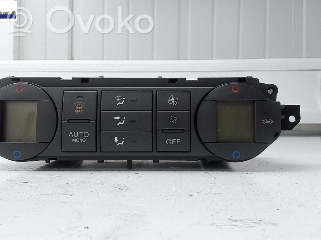 Ford Focus C-MAX Climate control unit 
