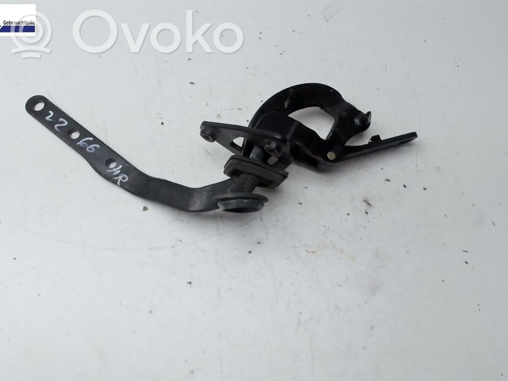 Volvo V70 Tailgate/trunk/boot hinge 