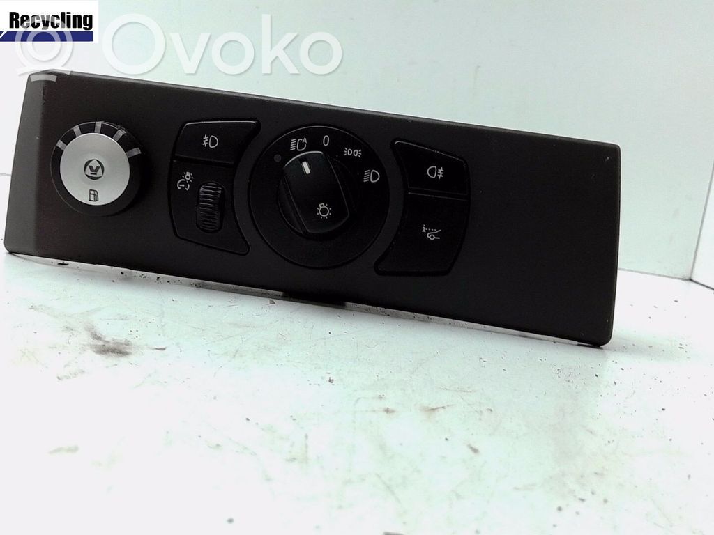 Other switches/knobs/shifts   61316979396,6953728
