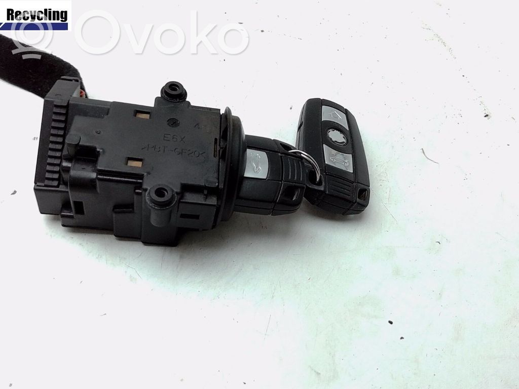 BMW 5 E60 E61 Aizdedzes slēdža kontakti 