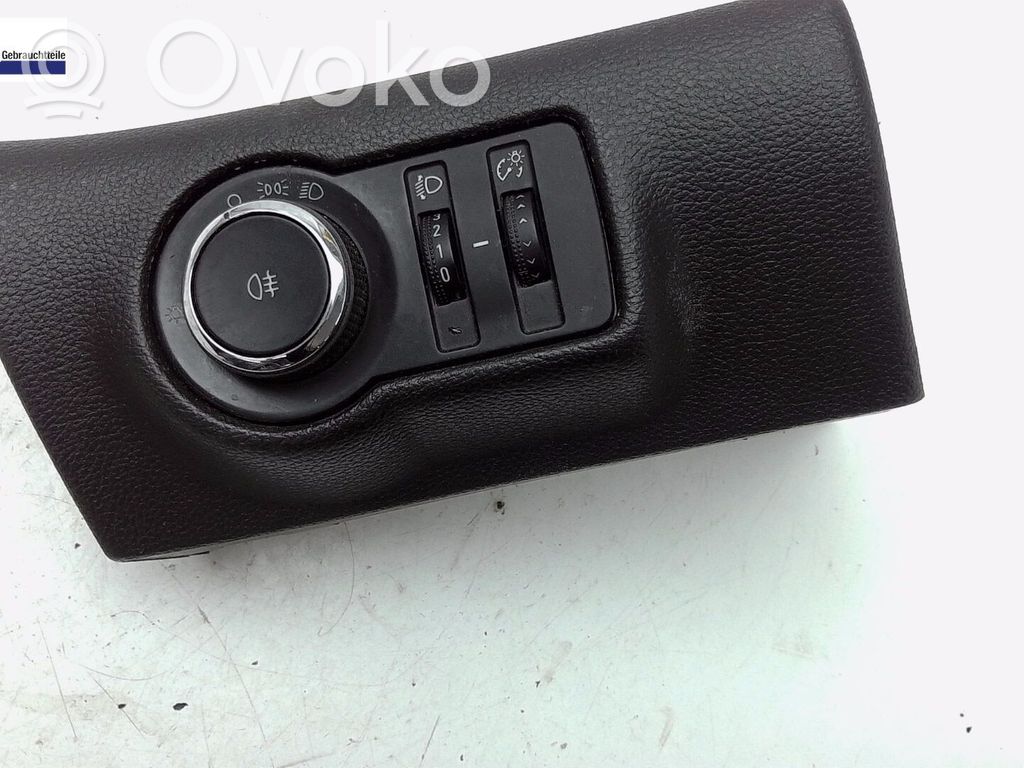 Opel Astra J Interruttore luci 