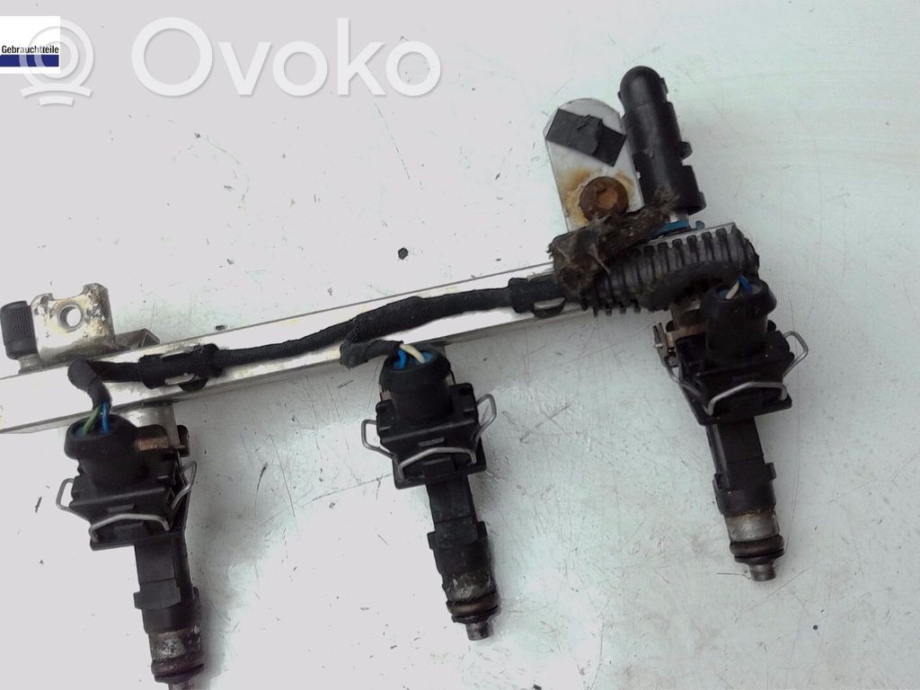 Inyector de combustible   24420543,05817425