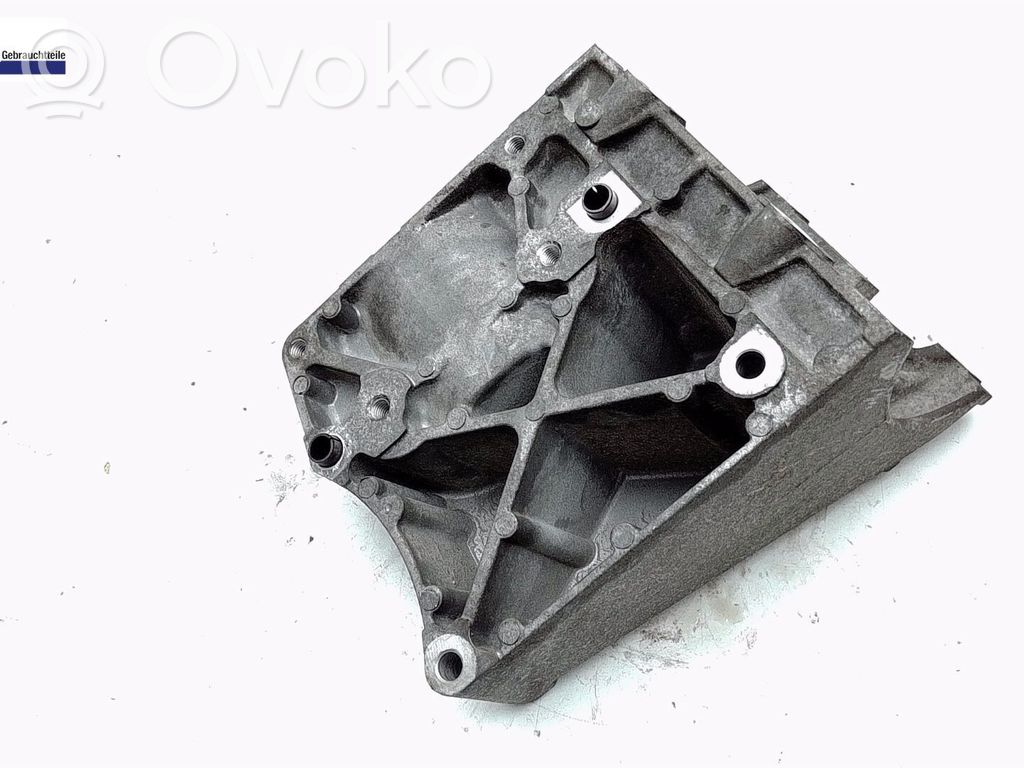 Ford Focus A/C compressor mount bracket 
