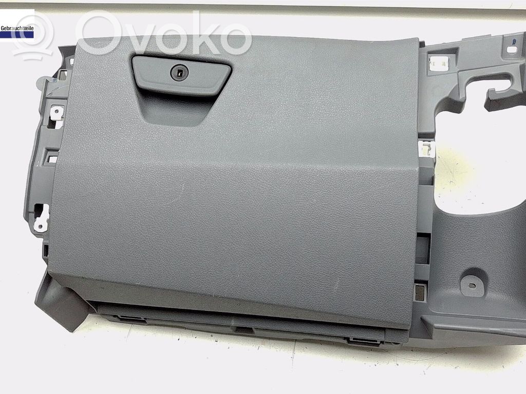 Ford Transit Daiktadėžės (bordačioko) komplektas 