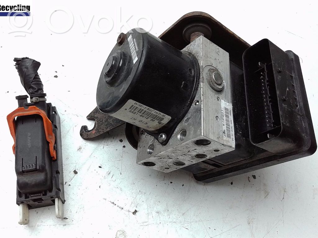 Bomba de ABS   56110M51KA1