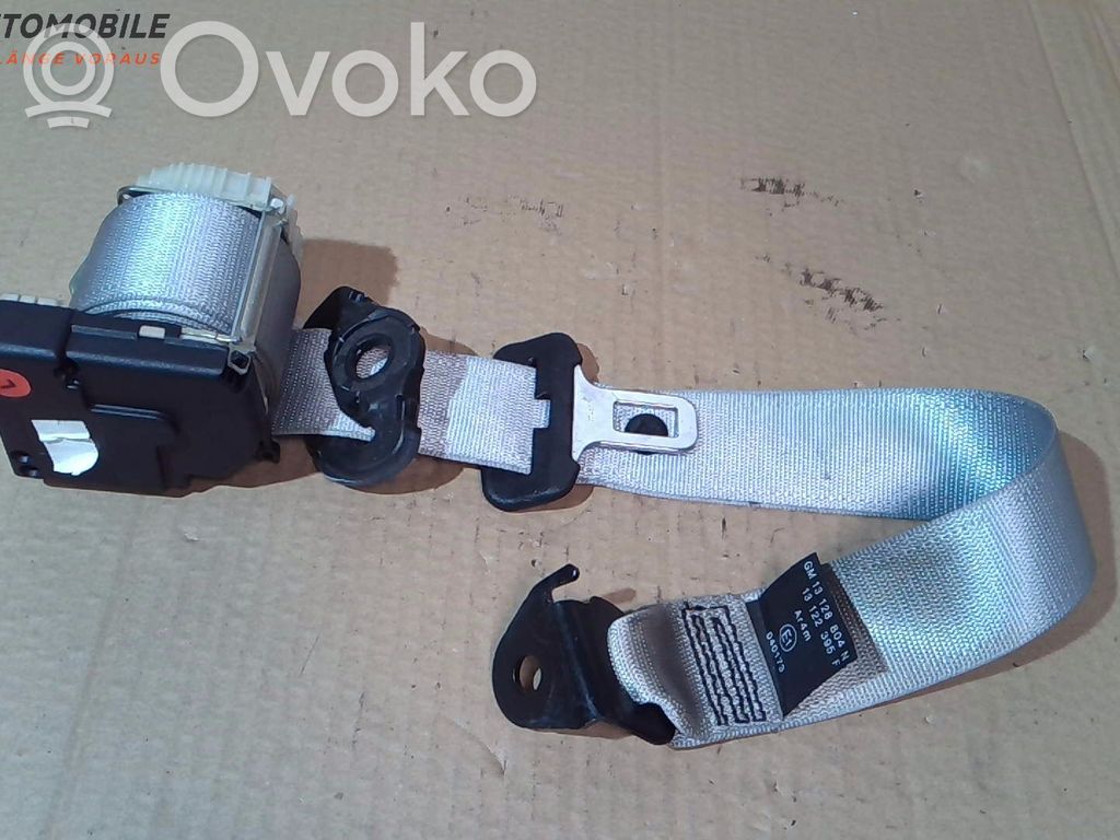 Opel Corsa C Cinturón trasero 