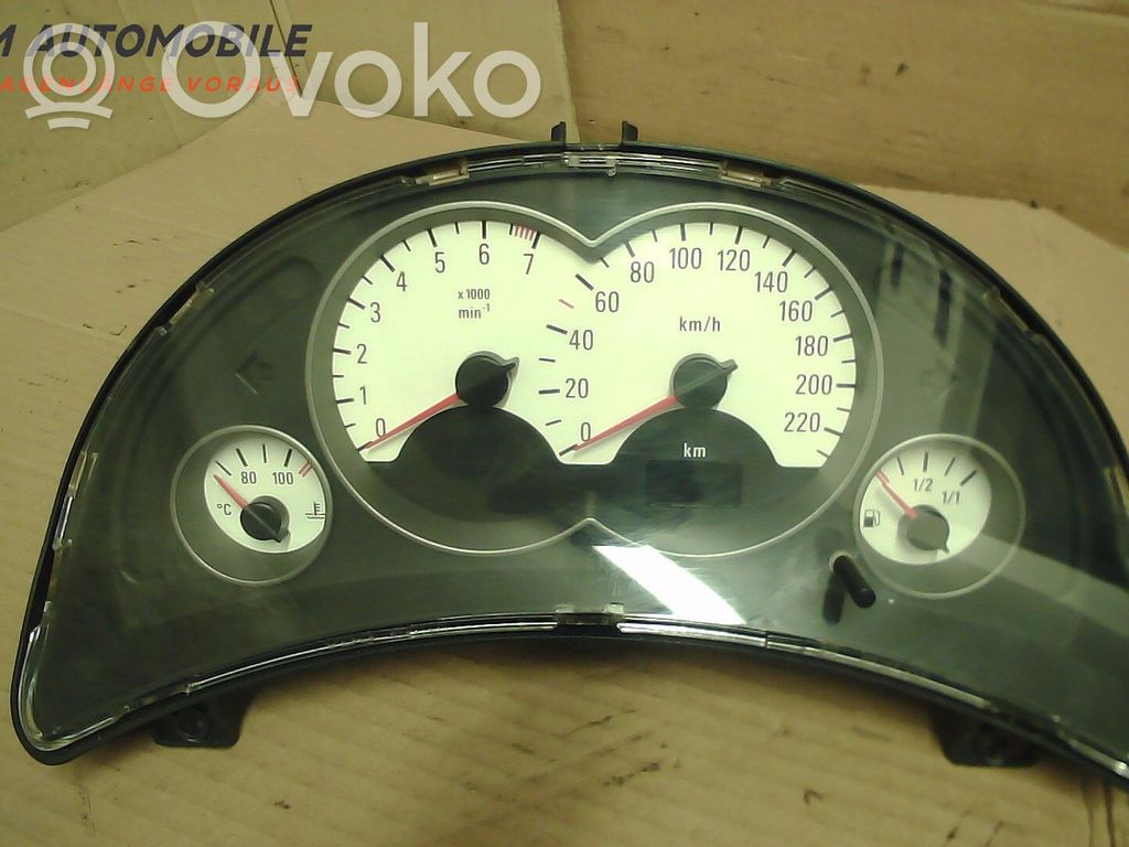 Opel Corsa C Tachometer 
