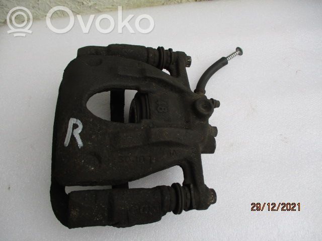 Etujarrusatula   95530726