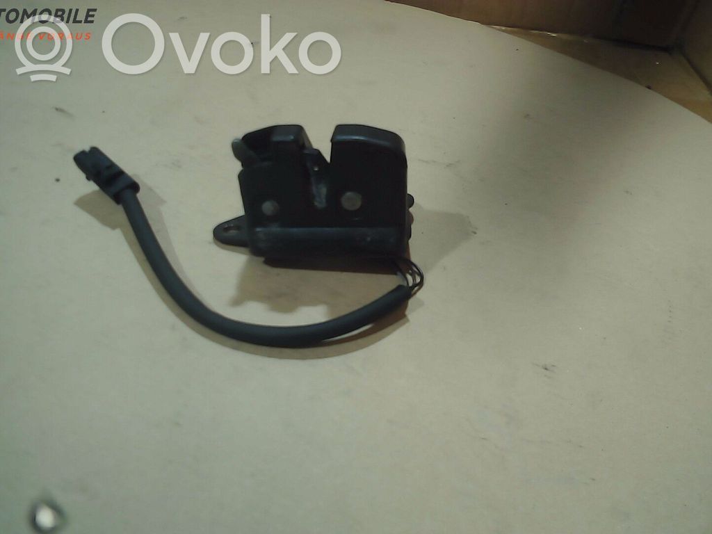 Fiat Punto (188) Zamek klapy tylnej / bagażnika 