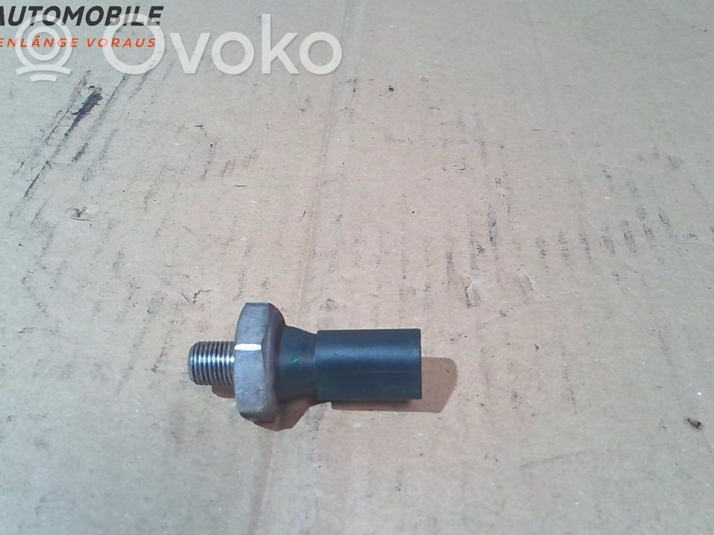 Volkswagen Polo IV 9N3 Sensore di pressione dell’olio 