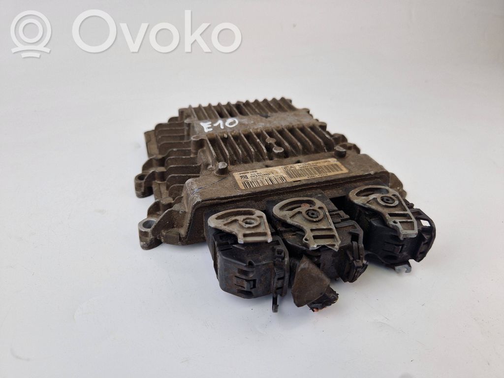 Peugeot 107 Engine control unit/module 