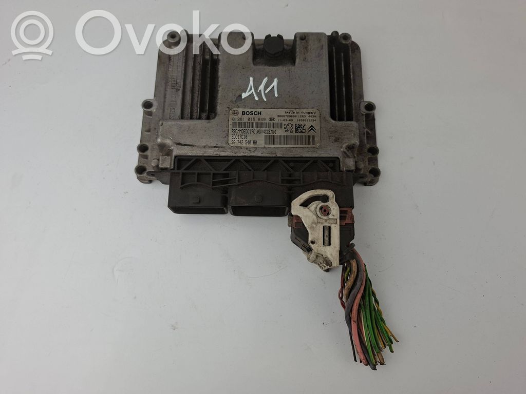 Peugeot 207 Variklio valdymo blokas 
