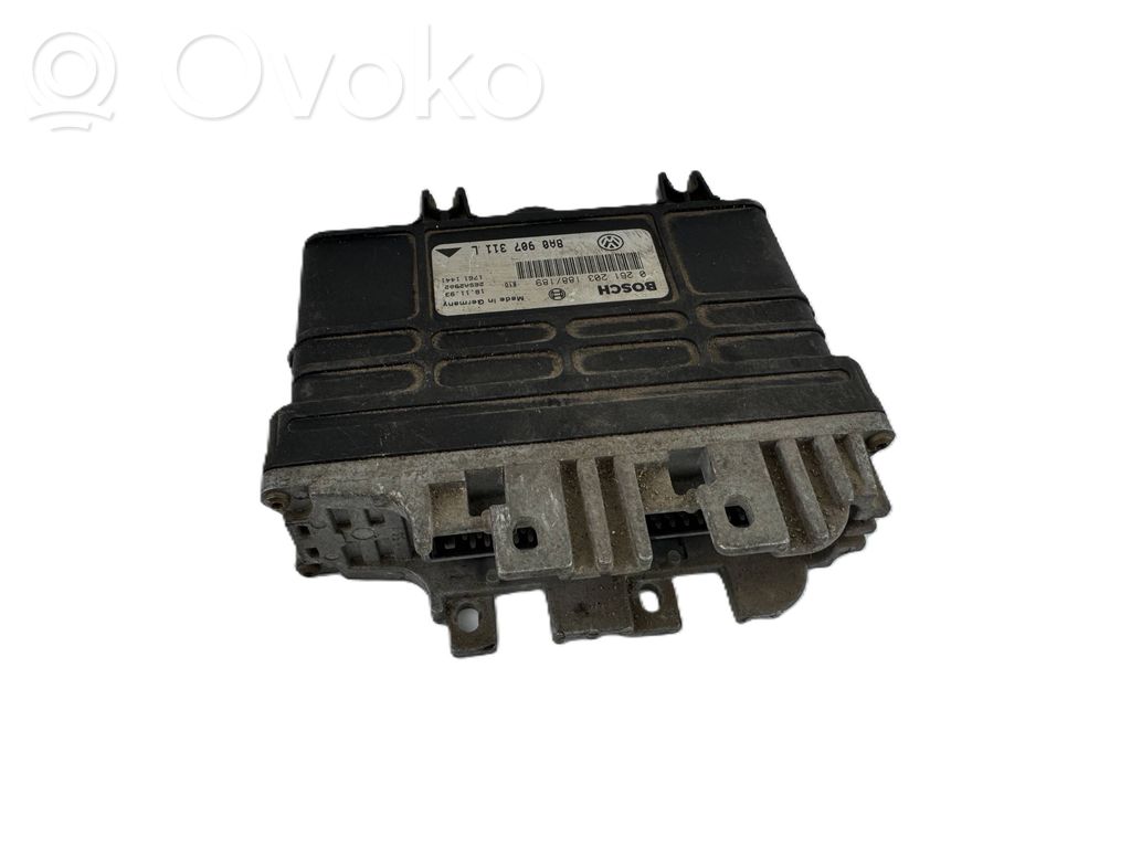 Volkswagen PASSAT B4 Engine control unit/module 