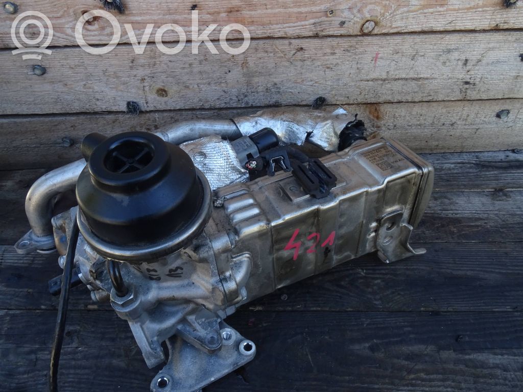 Audi A4 S4 B9 8W EGR aušintuvas 