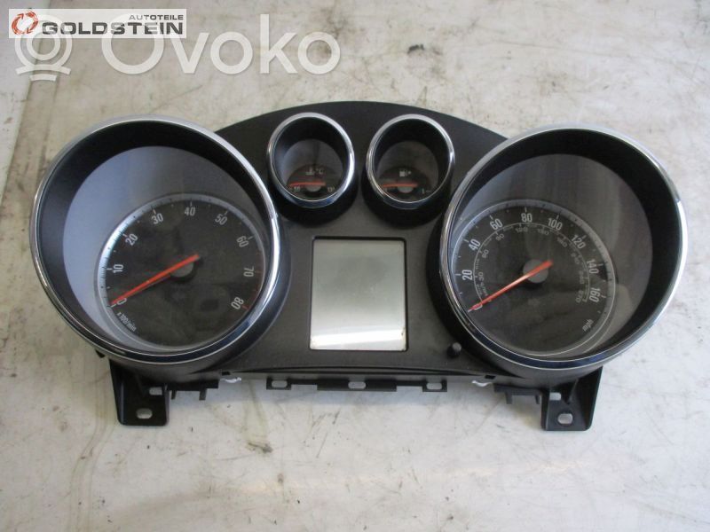Opel Astra J Licznik / Prędkościomierz 
