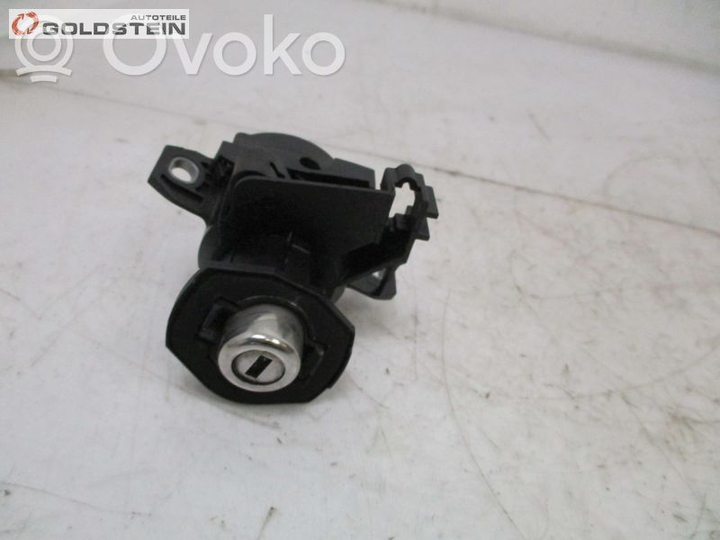 Front door lock   7167321,7167321