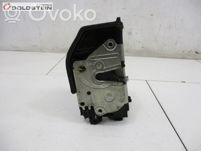 Rear door lock   7167075,7167075