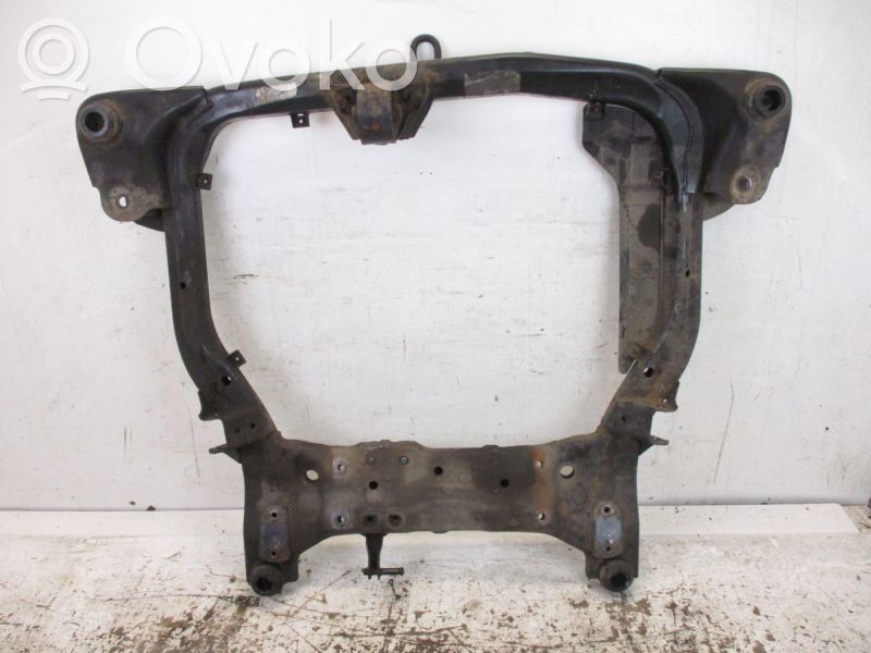 Priekinis traversas   624051H000,624051H000