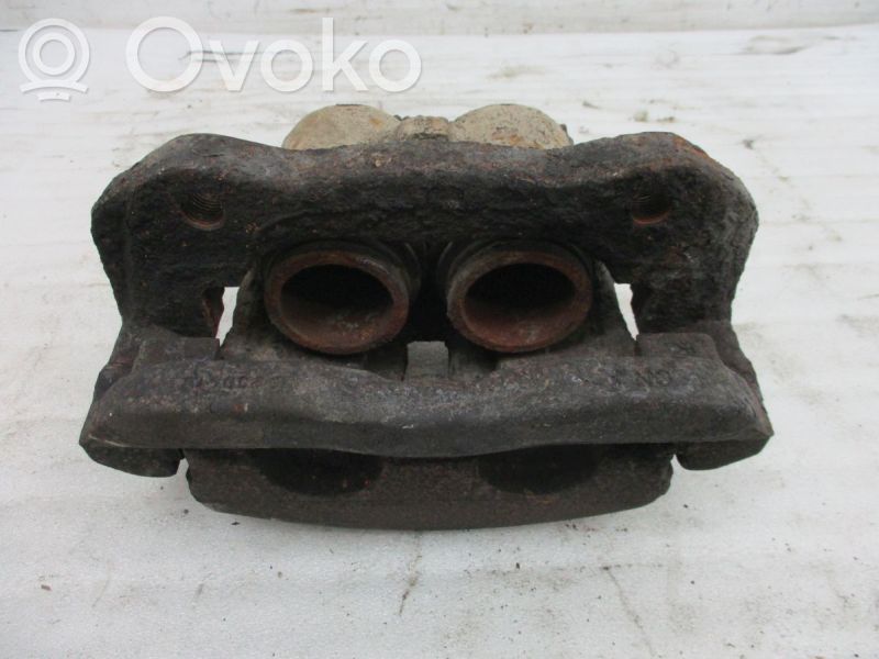 Land Rover Range Rover P38A Передний суппорт 