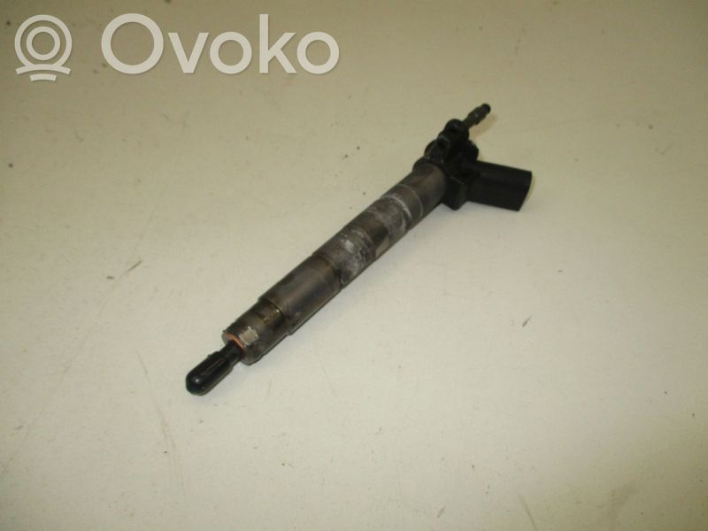 Injecteur de carburant   7797877,7797877