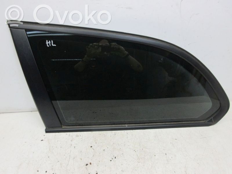BMW 5 E60 E61 Aizmugurējais stikls 