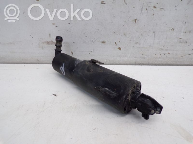 Windscreen/windshield washer pump   717931103,717931103