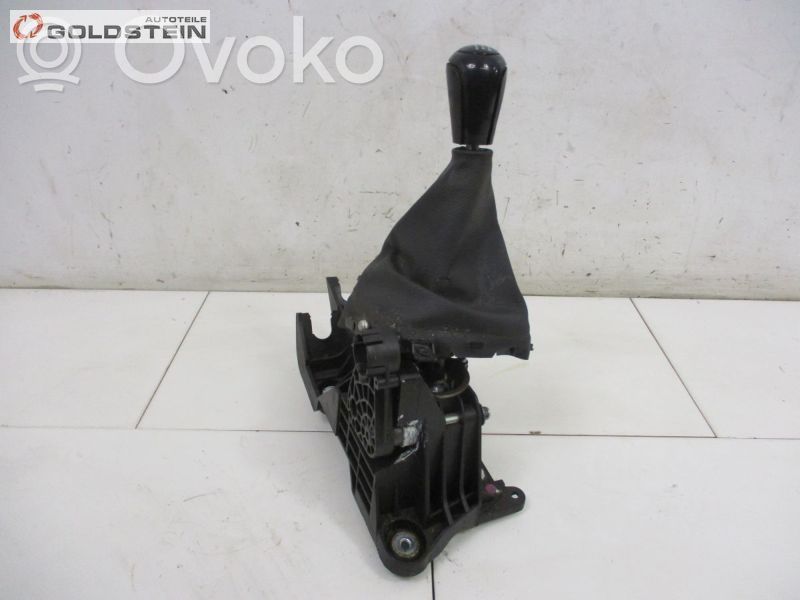 Mazda 3 II Selector de cambios 