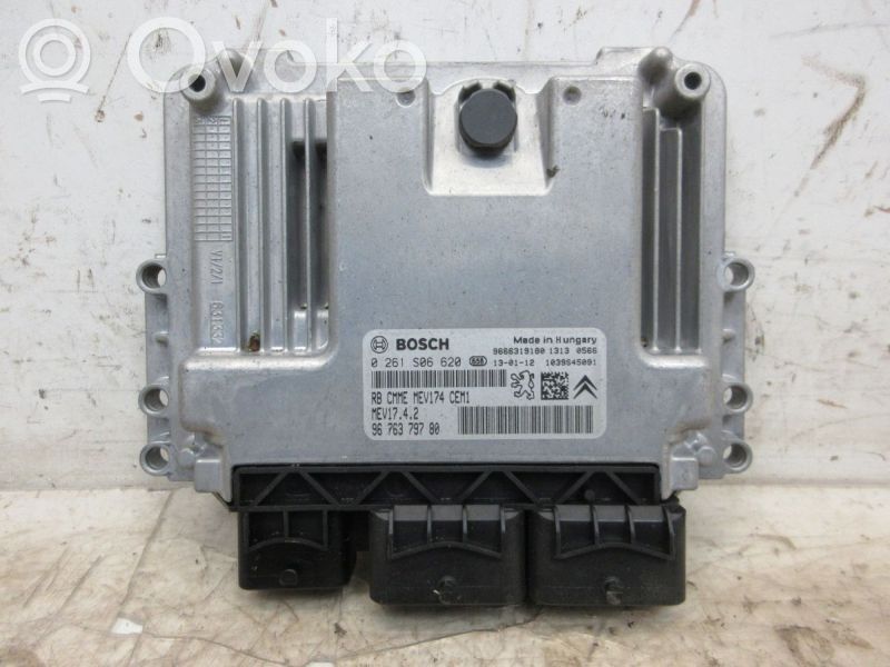 Unidad de control/módulo del motor   9676379780,0261S06620,0261S06620,9676379780