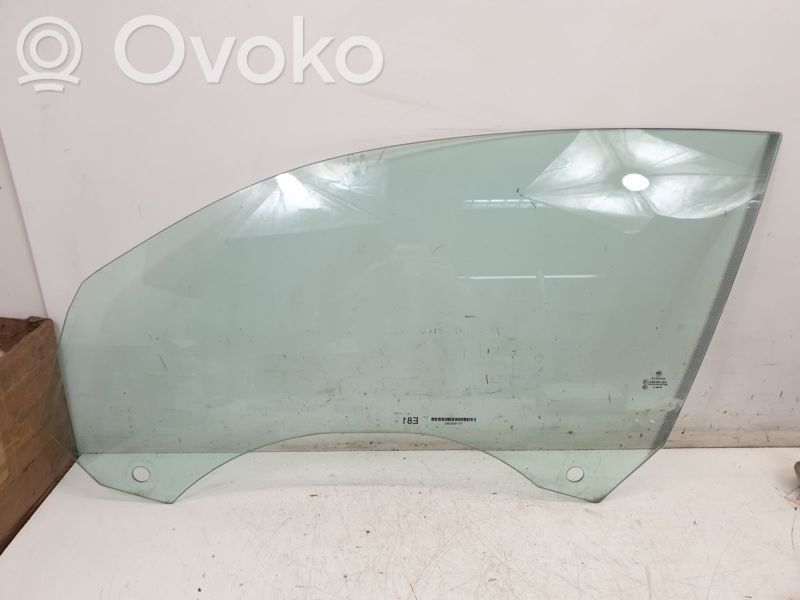 BMW 1 E81 E87 Front triangle window/glass 