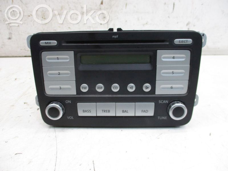 Volkswagen Jetta VI Panel / Radioodtwarzacz CD/DVD/GPS 
