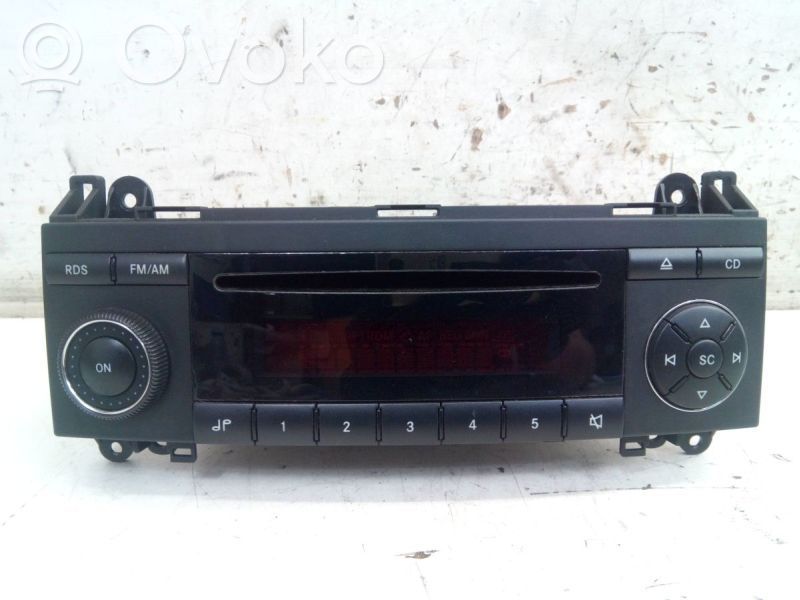 Mercedes-Benz A W169 Unitate principală radio/CD/DVD/GPS