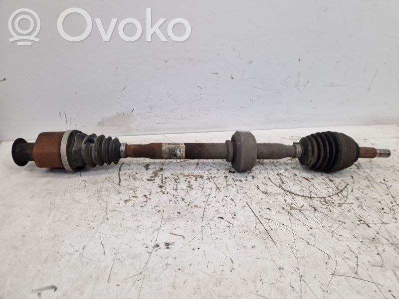 Etuvetoakseli   8200499306,8200499306