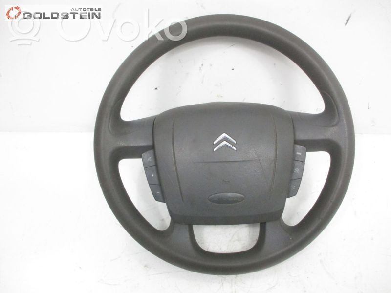 Stūre   30377954G,61806390G,30377954G,30380440,61806390G,61806391F