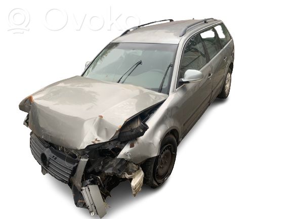 Volkswagen PASSAT B5.5 Éclairage de coffre 