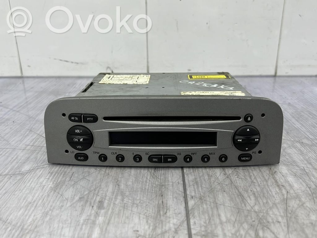 Alfa Romeo 147 Panel / Radioodtwarzacz CD/DVD/GPS 