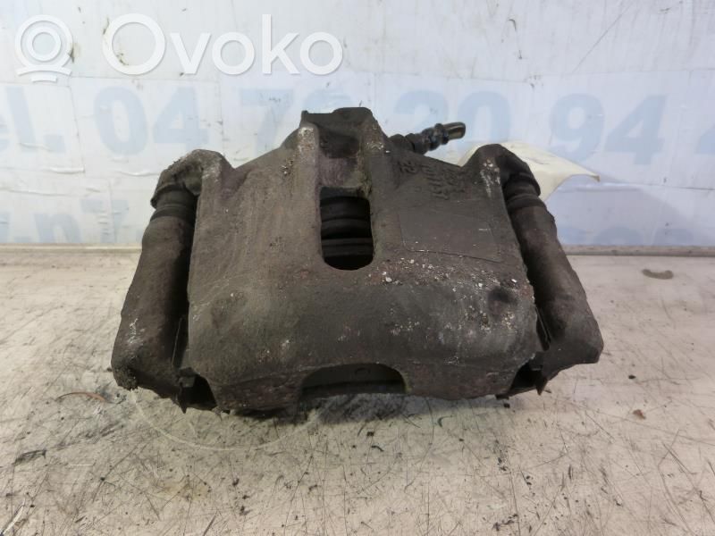 Citroen Berlingo Zacisk hamulcowy przedni 