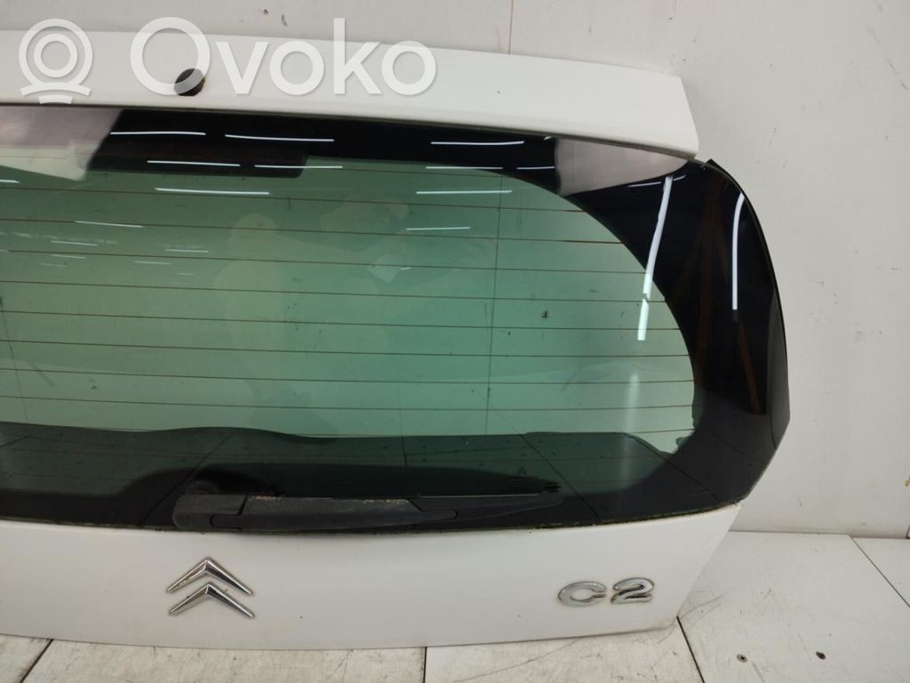 Tailgate/trunk/boot lid   8701S2