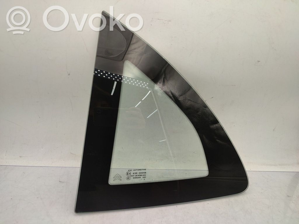 Citroen C3 Rear side window 