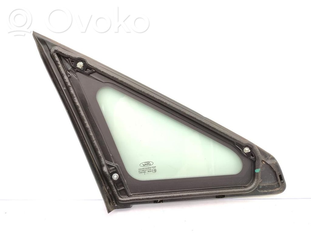 Ford C-MAX I Front triangle window/glass 