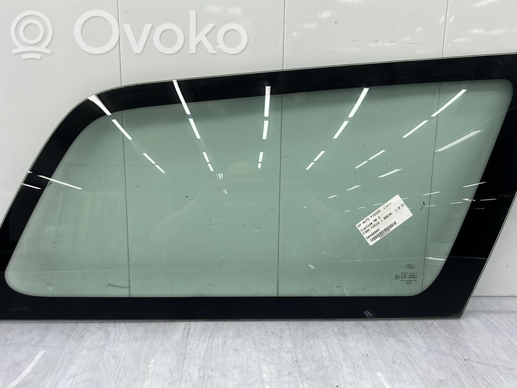 Ford Focus Geam lateral spate 