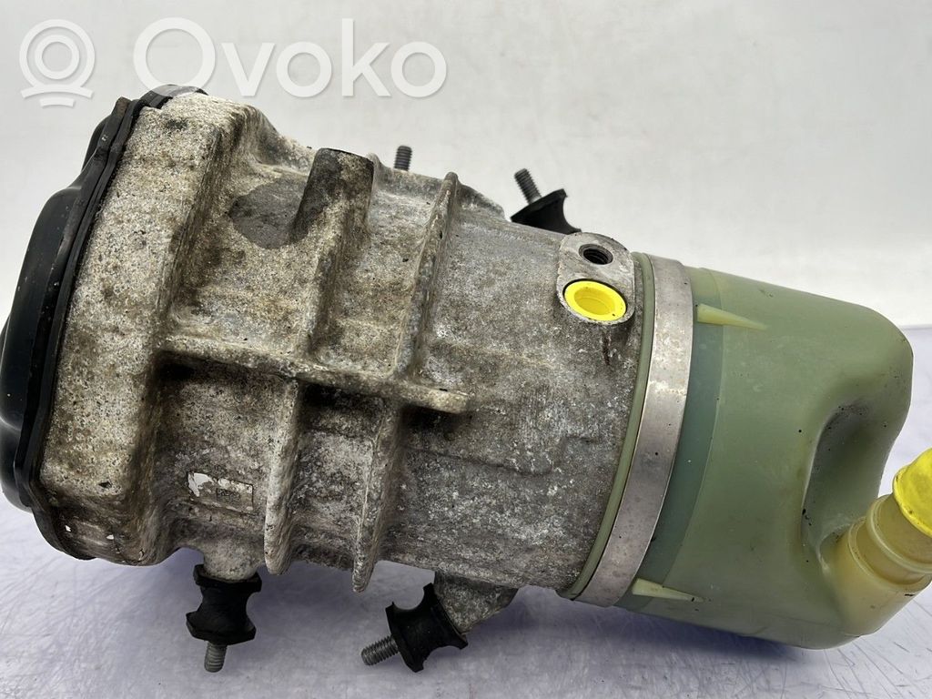 Ford Galaxy Ohjaustehostimen pumppu 