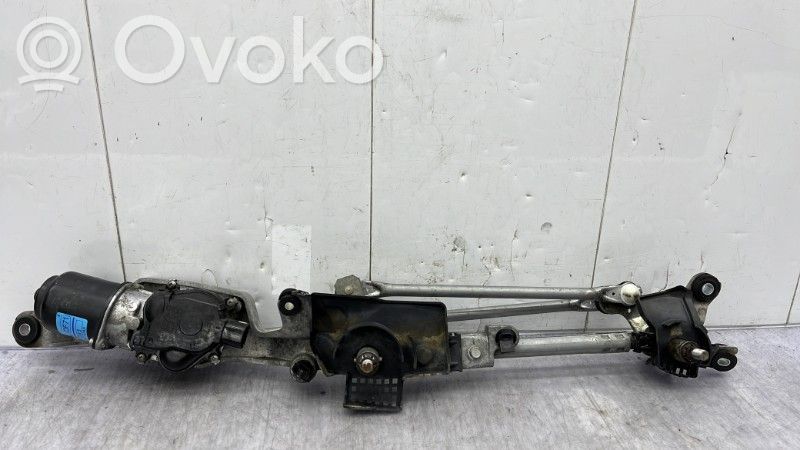 Mazda 2 Двигатель стеклоочистителей 