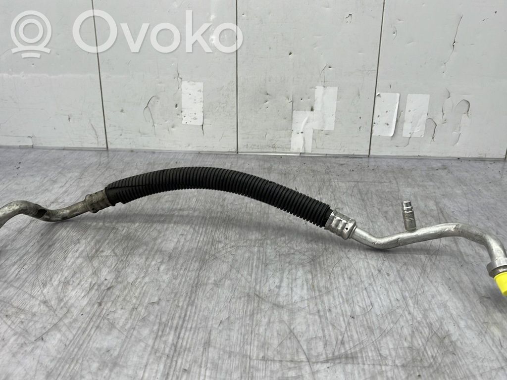 Nissan Note (E11) Ilmastointilaitteen putki (A/C) 
