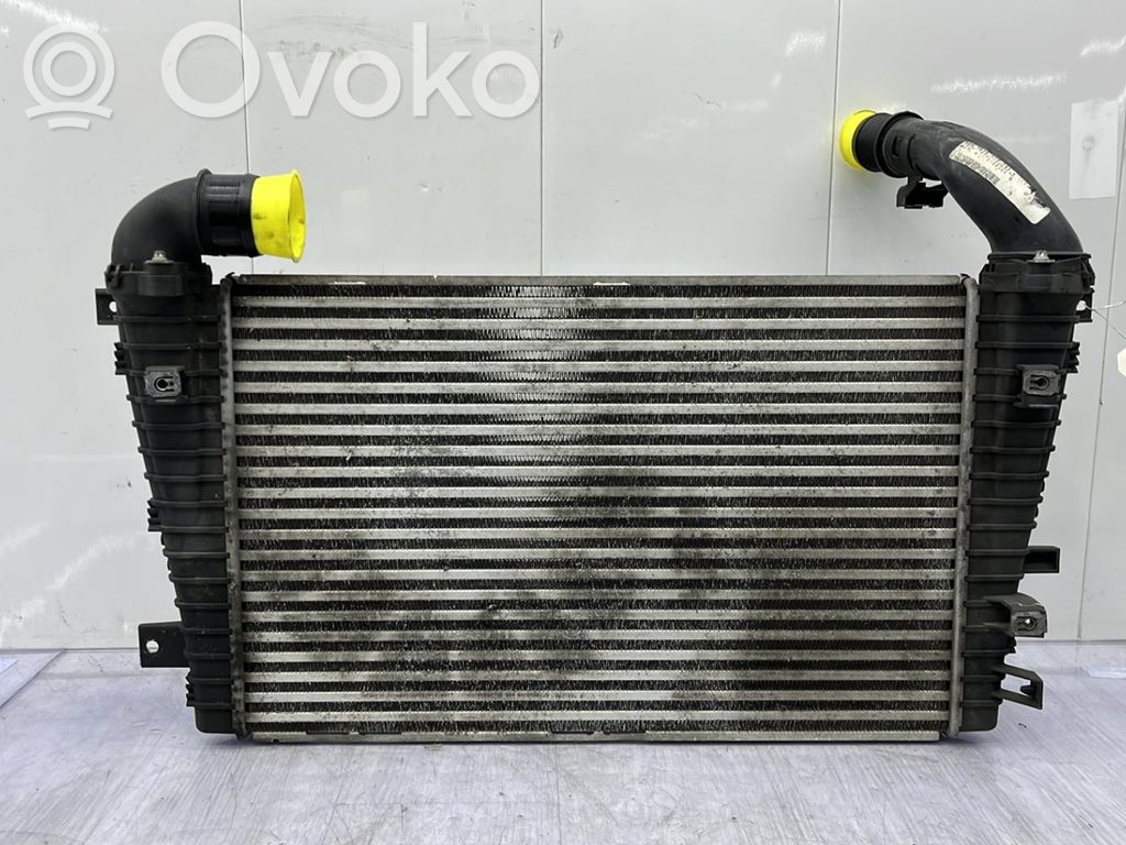 Opel Astra H Radiator intercooler 