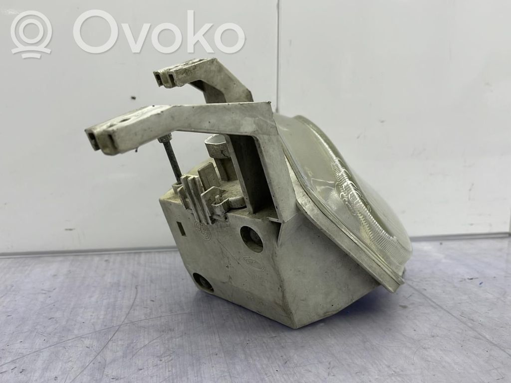 Opel Vectra B Etusumuvalo 
