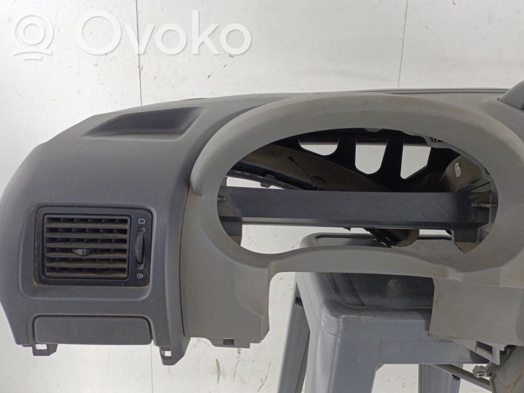 Peugeot Expert Панель 