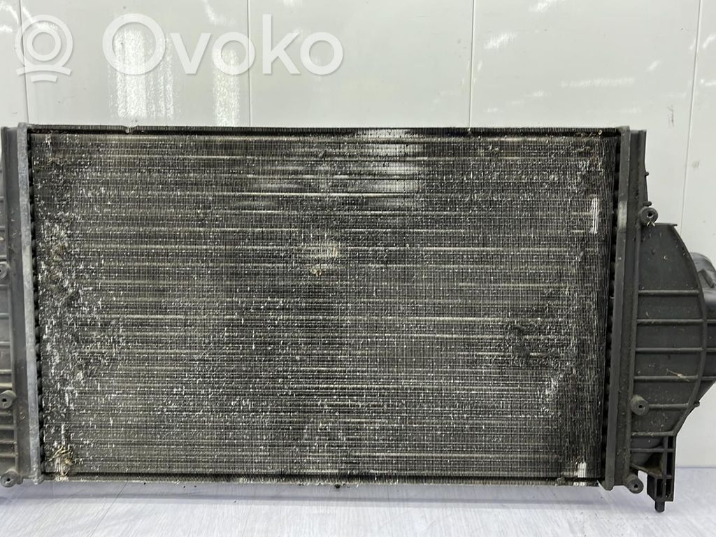 Interkūlerio radiatorius   7701040663