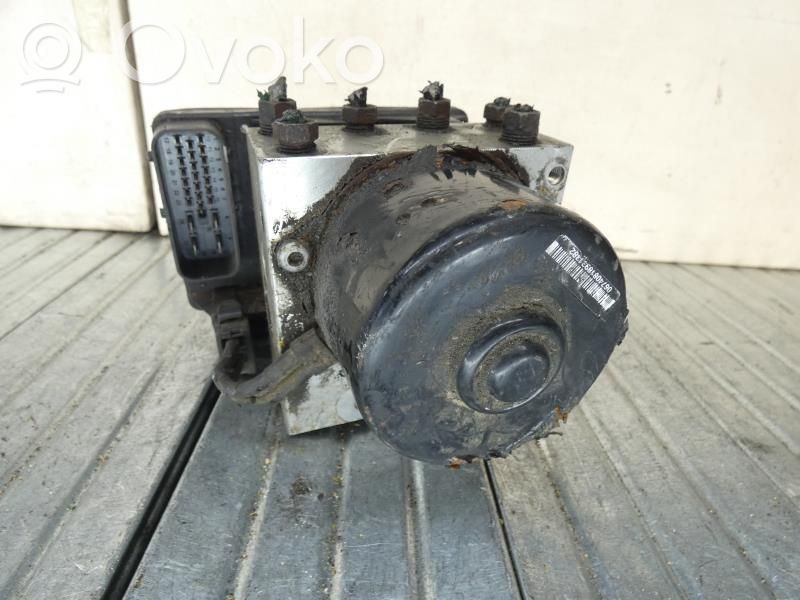 Renault Laguna I Bomba de ABS 