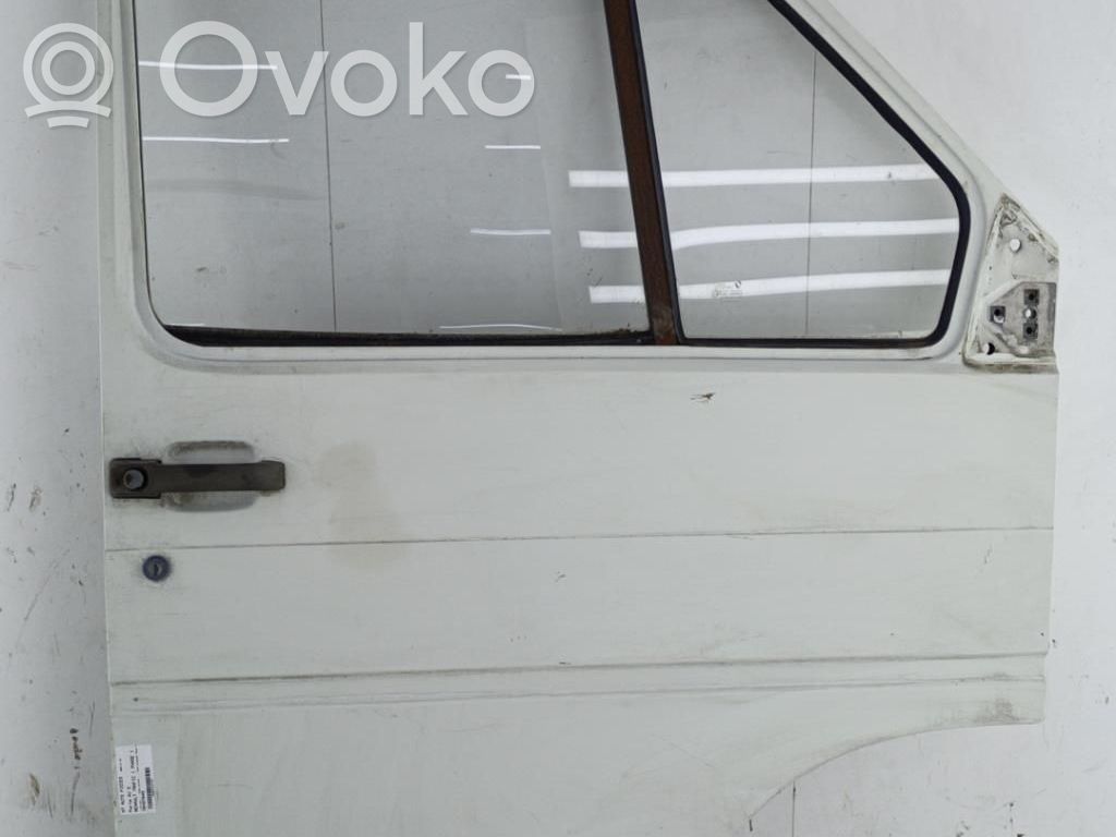 Renault Trafic I Дверь 