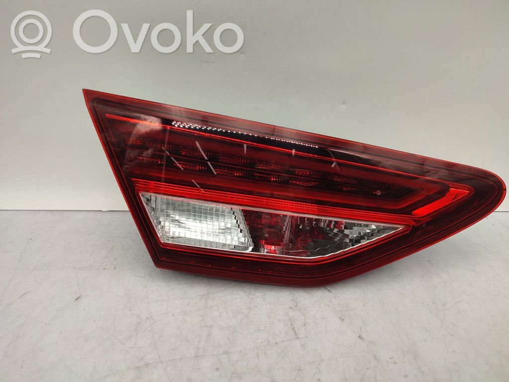 Seat Leon (5F) Feux arrière sur hayon 